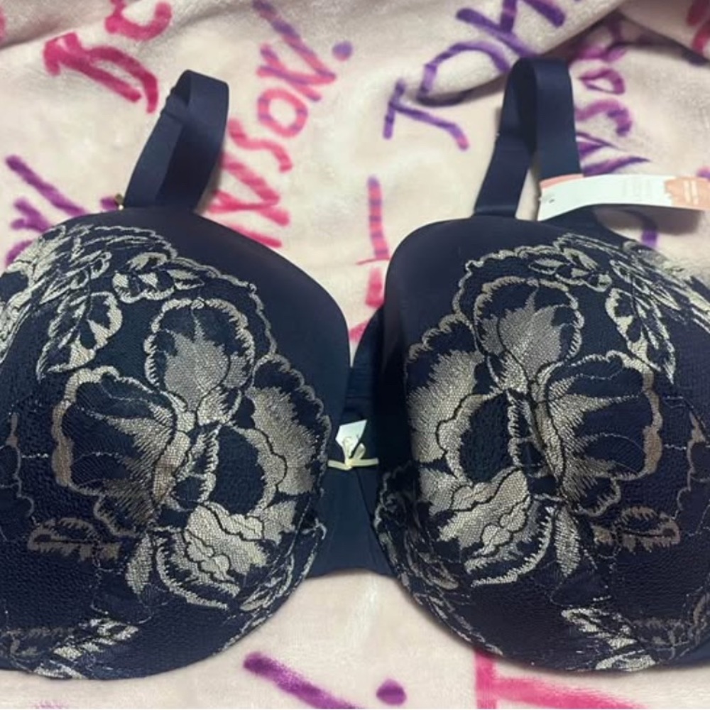 Lane Bryant Blue Bra with Intricate Design